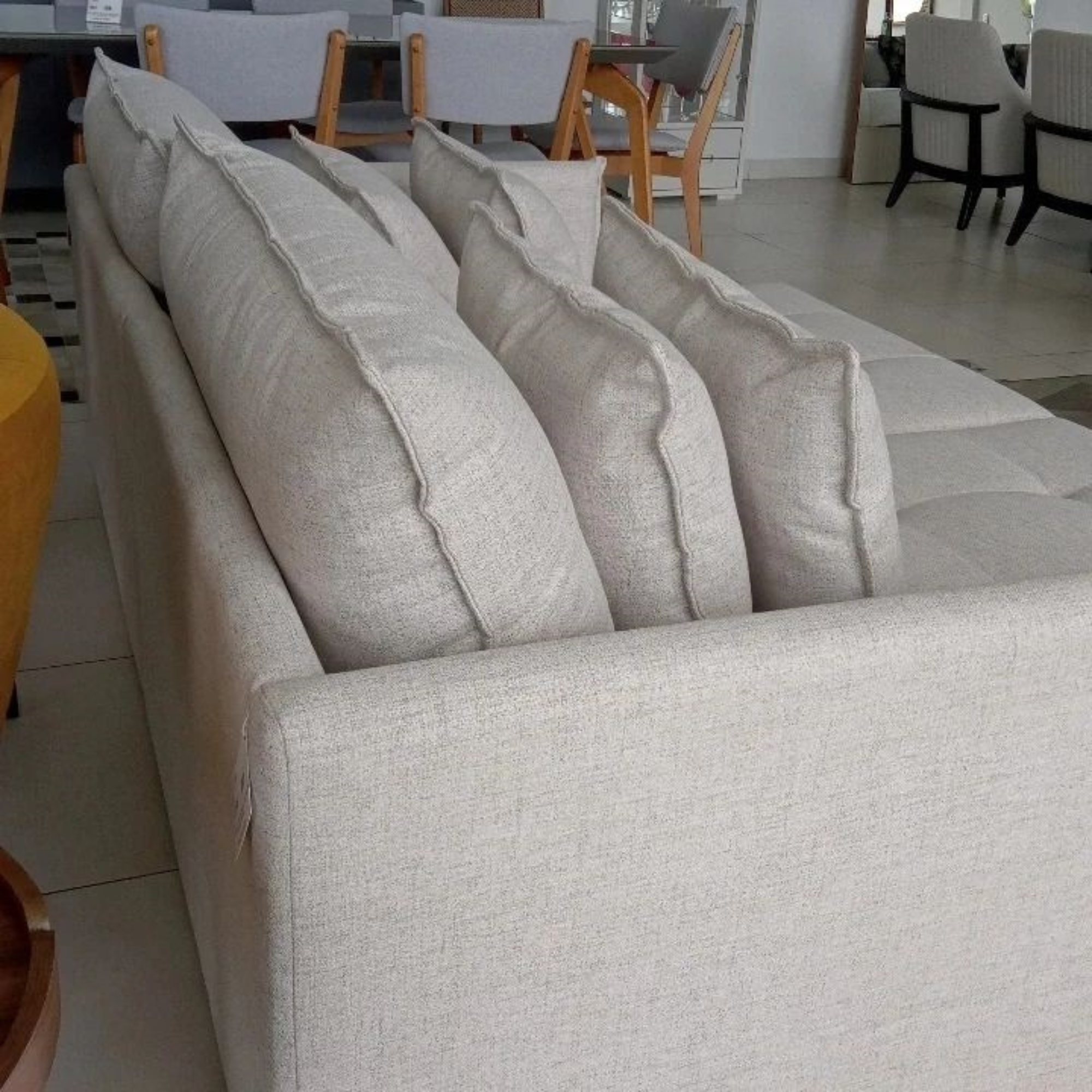 Sofá cama Carmim Metro Cúbico